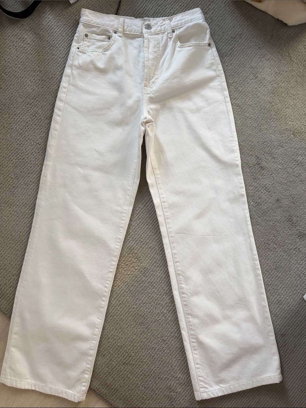 Zara White High-Rise Straight Jeans